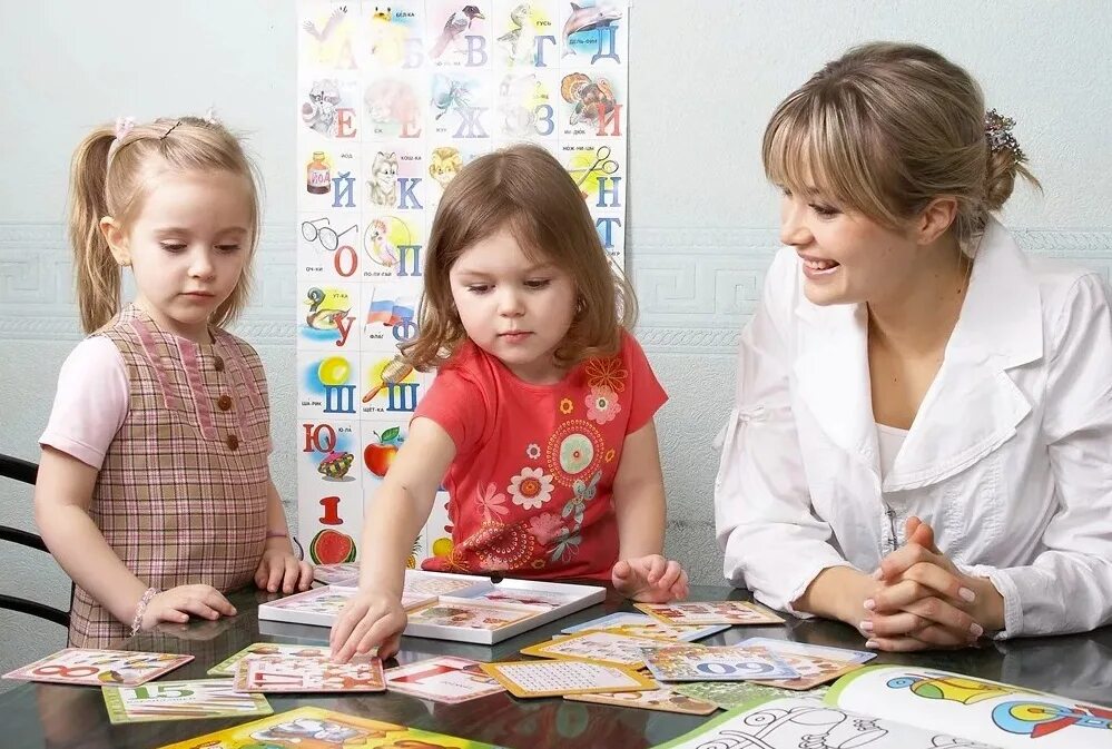 Специальность учитель английского языка в колледже. Дети на уроке. Учитель начальных классов обучение после 9 класса. Карманова светлана николаевна. Фото школьника.