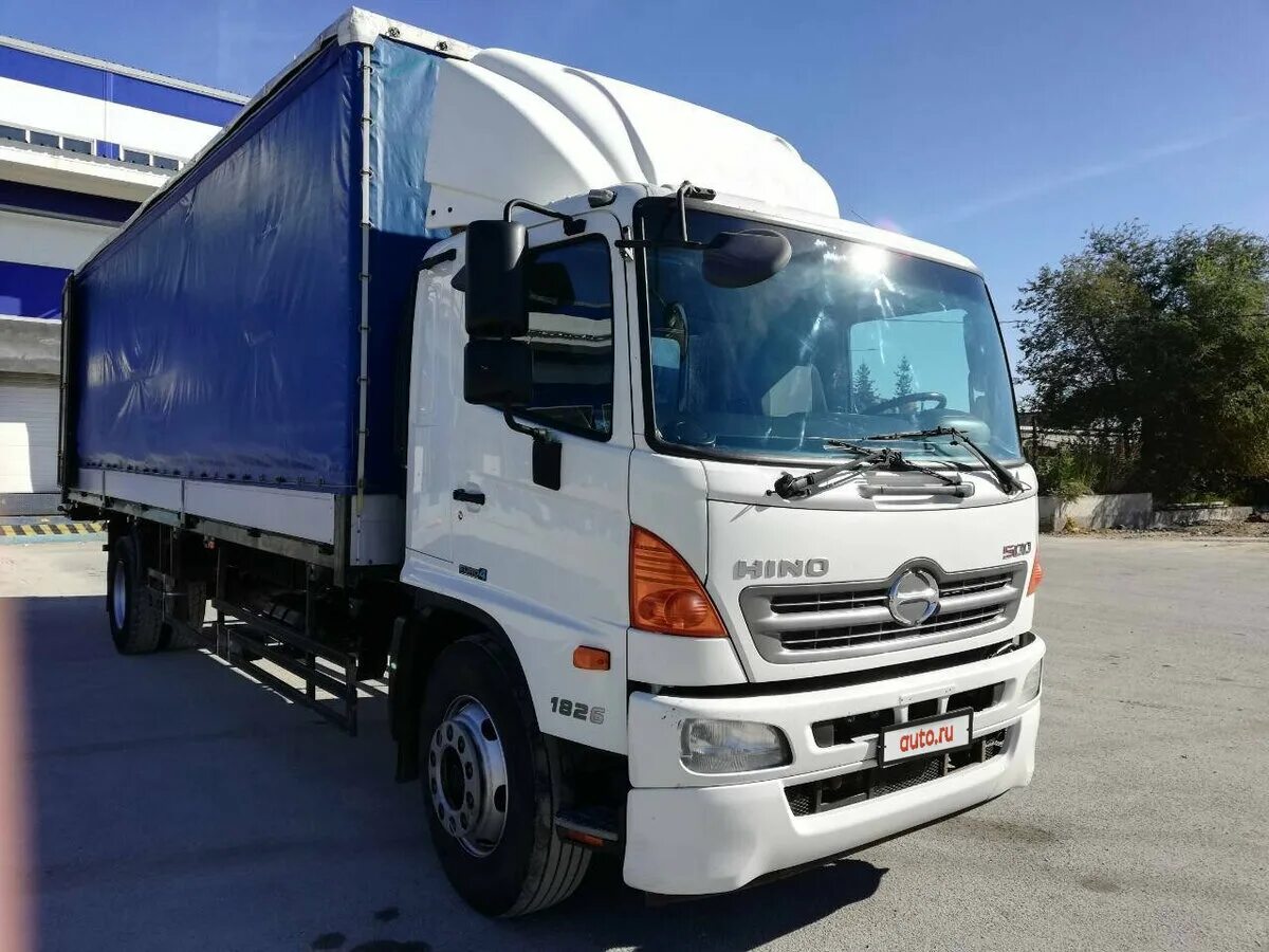 Купить грузовик до 2 тонн. Hino 500 5 тонн. Грузовик Hino 500. Hino 10 тонн. Хино 500 18 тонн.