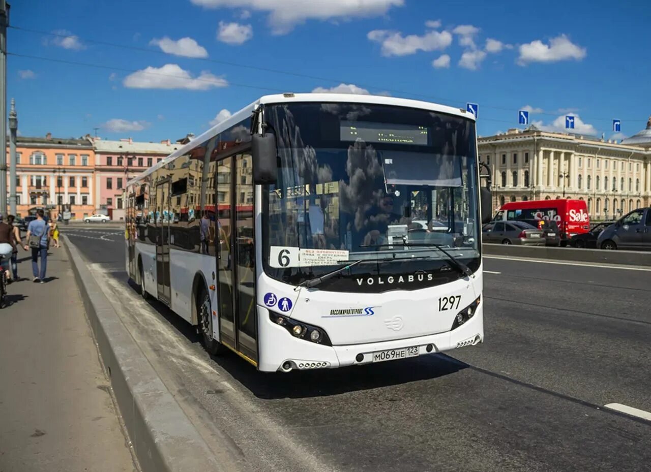 Почему автобус в питере