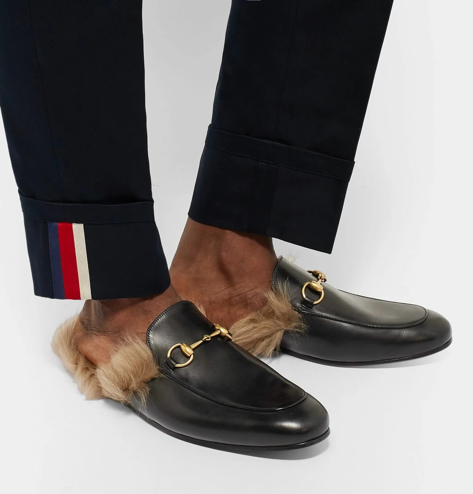 Лоферы без пятки. Мужские кожаные лоферы гуччи 2020. Gucci Loafers 2023 Fashion. Лоферы гуччи мужские. Gucci 367762 Loafers.