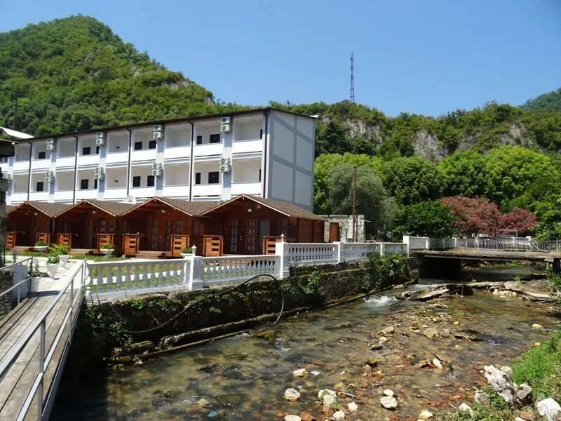 Скай терра парк отель новый афон. Гостиница holiday park psyrdzha. Холидей парк новый афон абхазия. Family holiday цандрипш. Абхазия холидей.