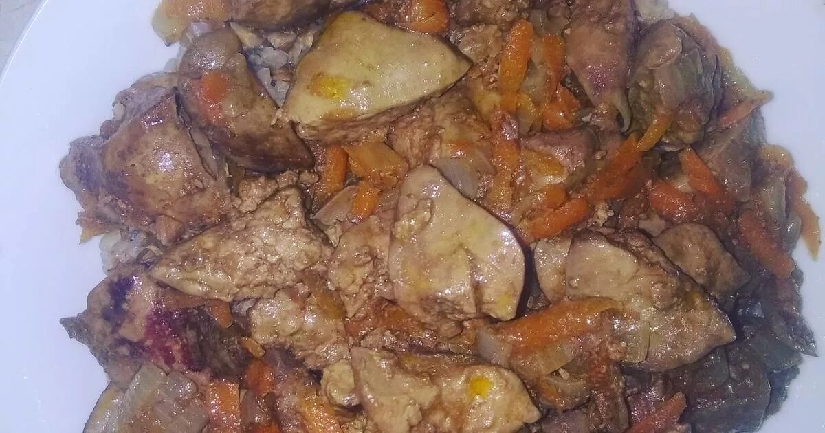 Печень говяжья тушеная. Диетические блюда из печени. Вкусная ПП печень куриная. Печень куриная тушеная.