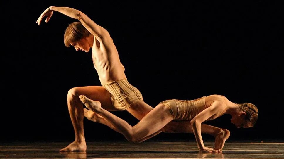 Владислав лантратов нуреев. Балет нуреев. Балет нуриев в большом театре. Балет нуриев в большом театре кирилла серебренникова. Балет нуреев.