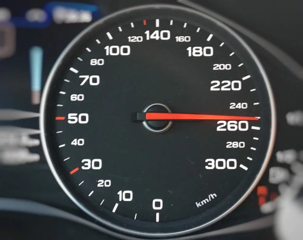 Yamaha yzf r1 top speed. Машина которая разгоняется до 300 км ч. Разгон nissan gtr 0 100. Bmw спидометр 300км. Максимальная скорость 300 км ч.