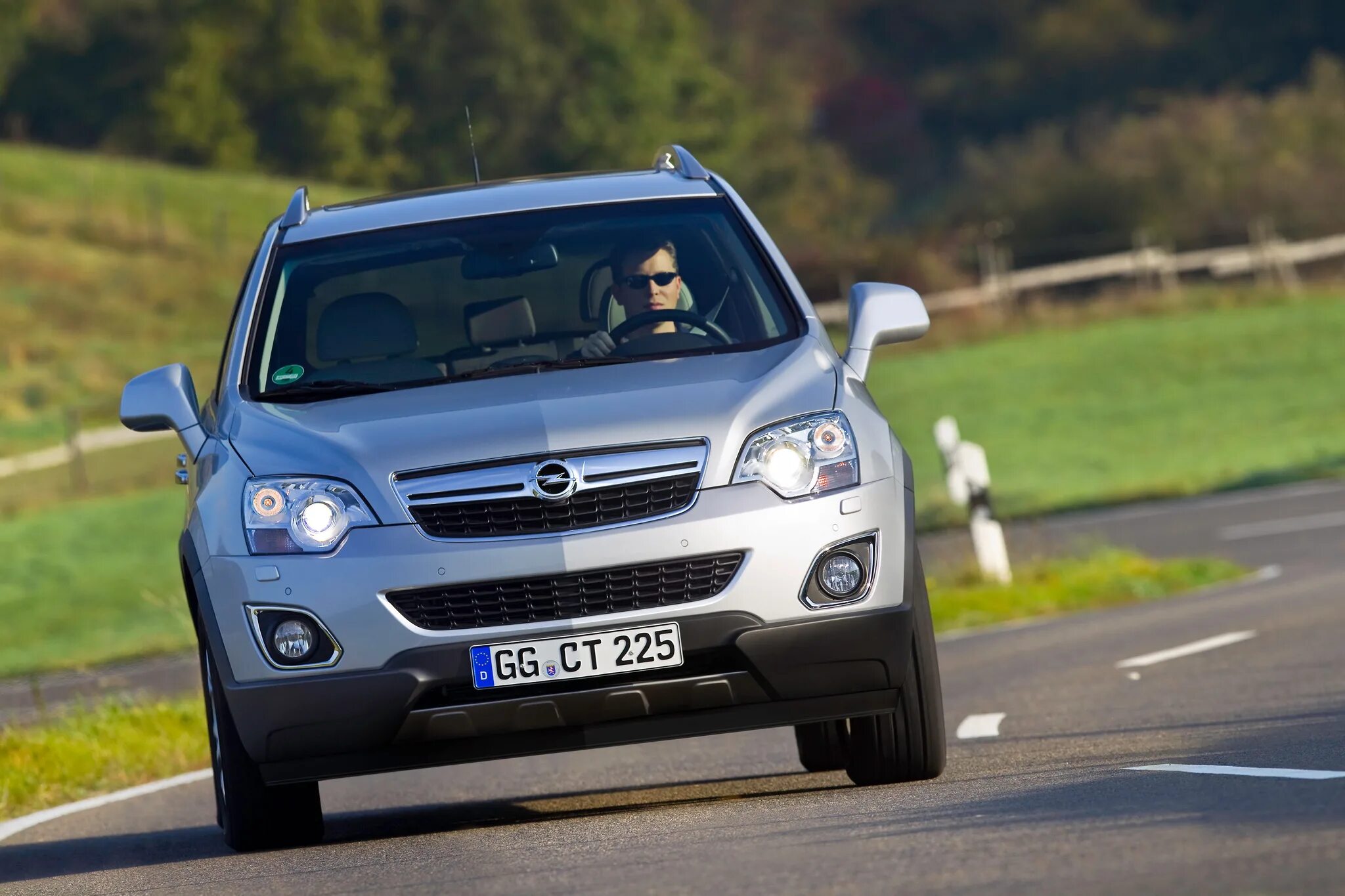 Опель антара 2015. Opel antara 2011. опель антара 2011. opel antara 2.4. opel паркетник antara.
