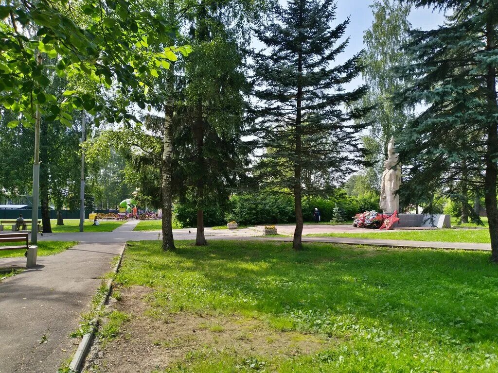 старый оскол парк. парк победы ферзиково. парк победы саратов новая смотровая. обнинск площадь победы.