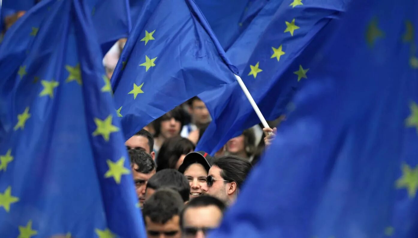 2000 Год Европейский Союз. Европейский Союз Франция. ЕС В 2000 году. Европейский Союз и Испания.