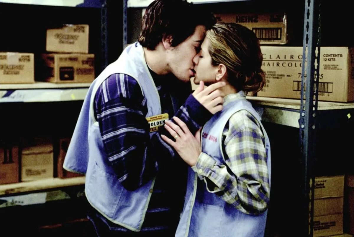Хорошая девочка 2002. Джейк джилленхол и дженнифер энистон в фильме. «хорошая девочка» (the good girl), 2001. джейк джилленхол хорошая девочка.