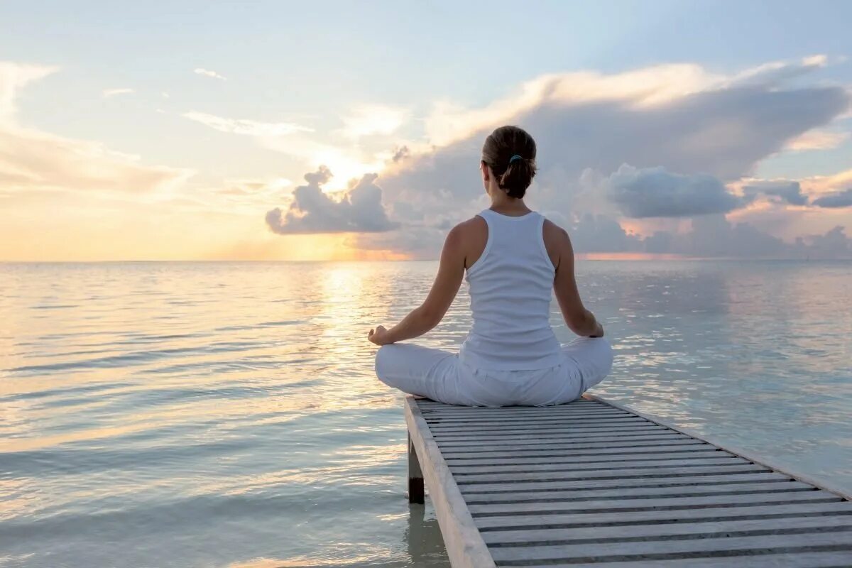Медитация расслабления со словами. Спокойствие и равновесие. Внутренняя Гармония и спокойствие. Девушка спокойствие. Медитация на расслабление.
