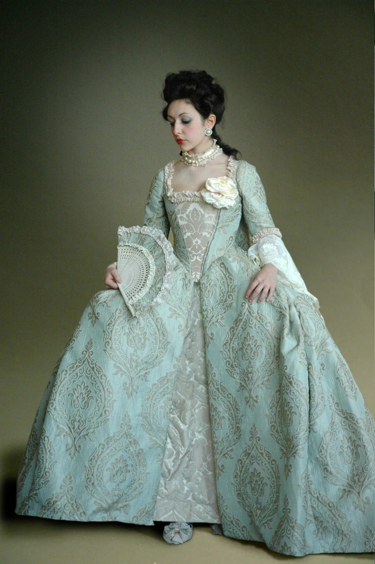 Rococo одежда