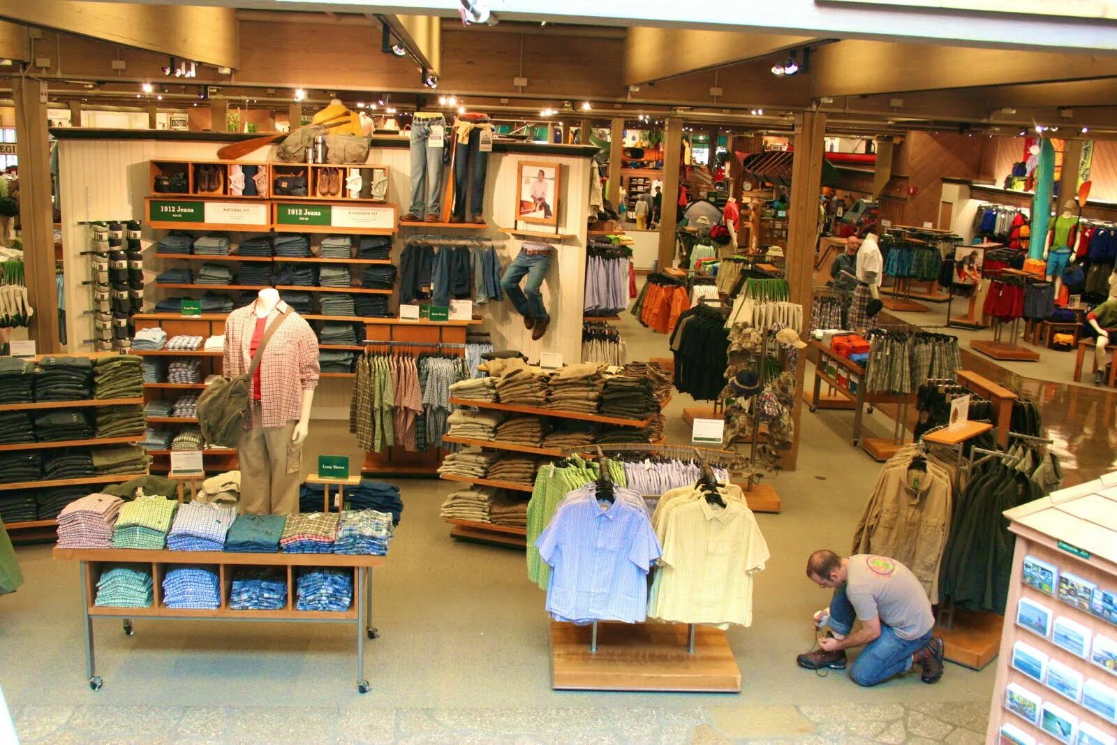 Детская одежда маркетплейс. Маркетплейс одежды. Ll Bean одежда мужская. Men's Clothing Store. Американский маркетплейс одежды.