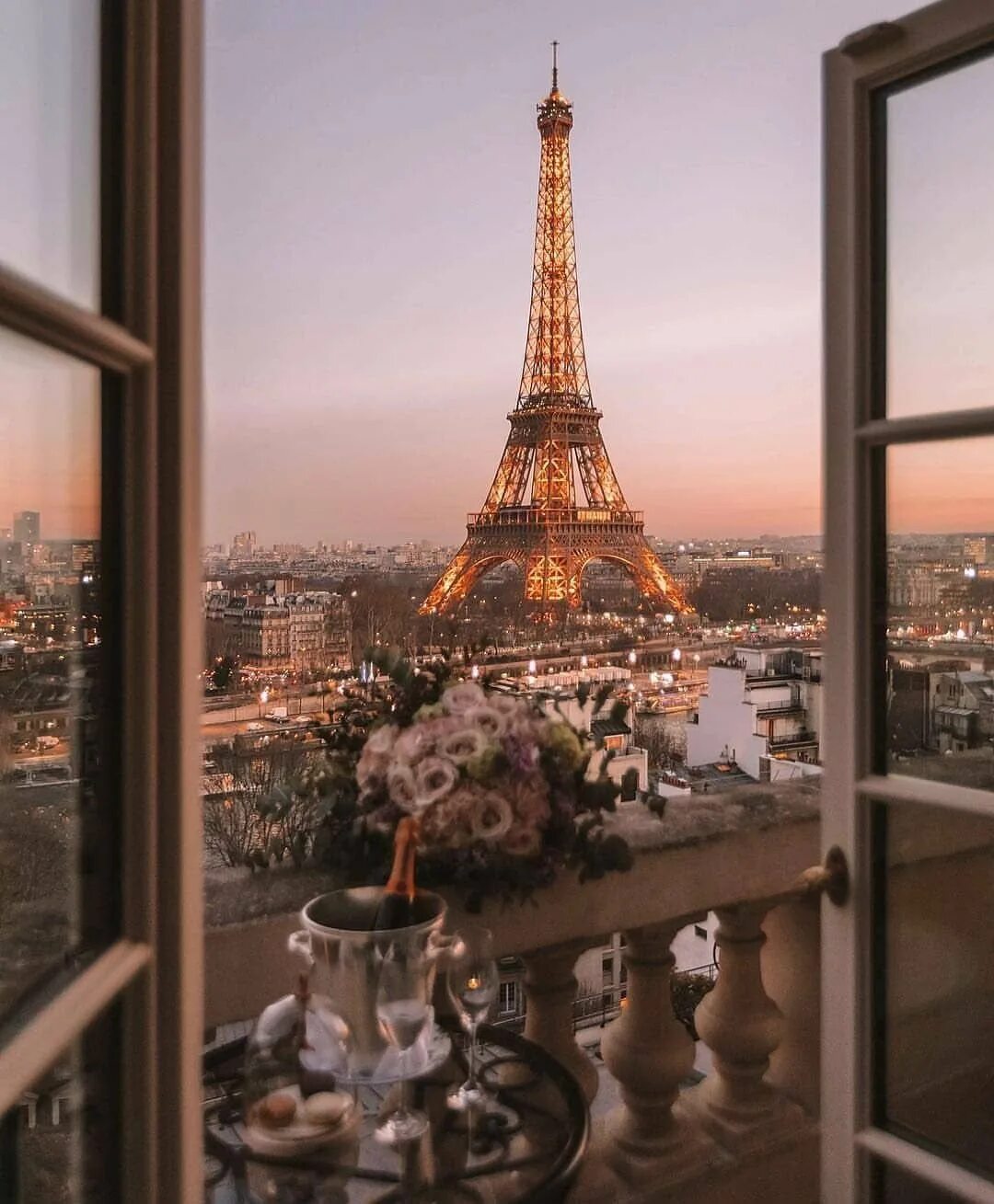 Башня мечты. Франция эльфивая башня. эйфелева башня (la tour eiffel). эйфелева башня в париже фото. окна парижа с видом на эйфелеву башню.