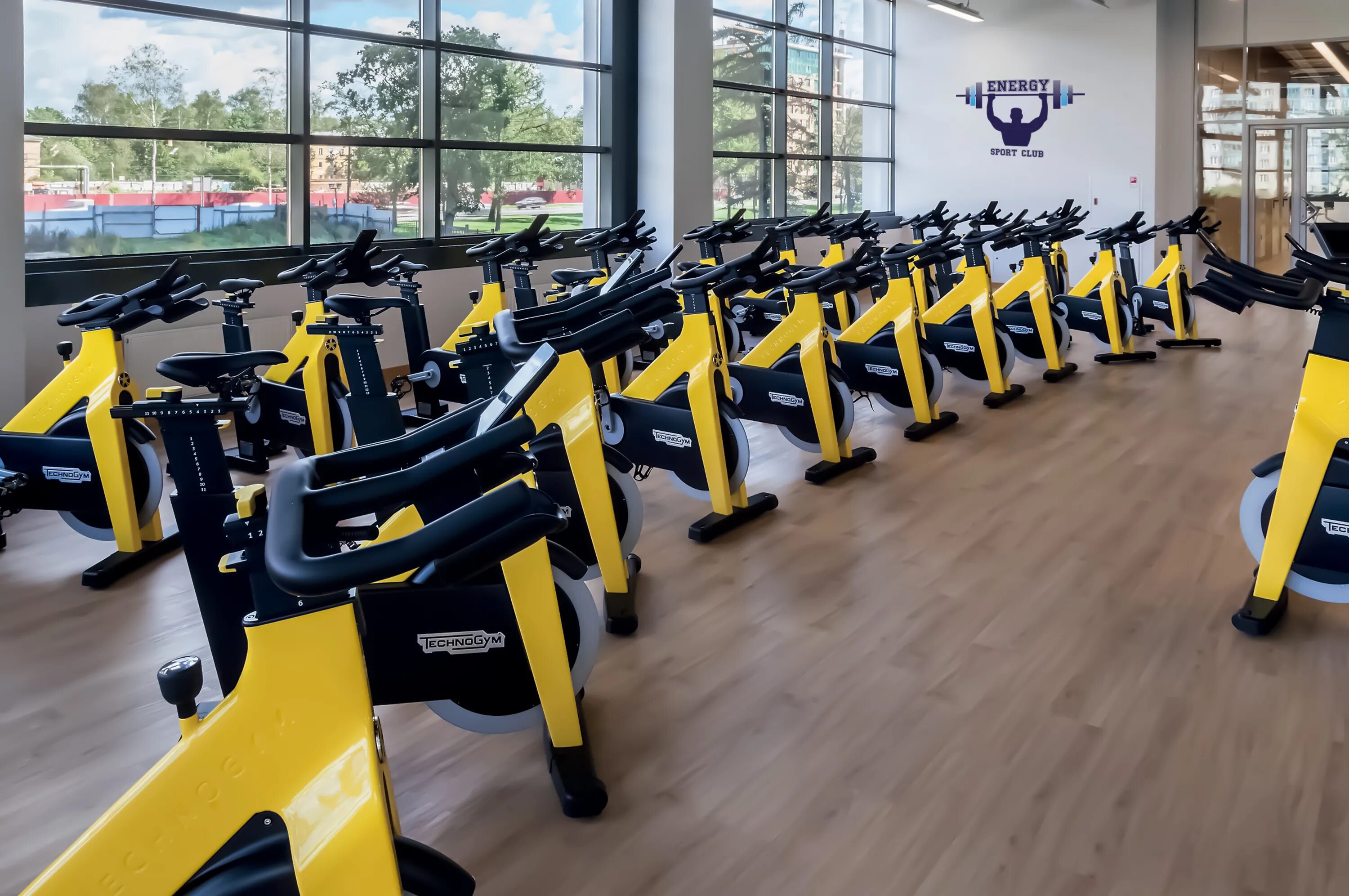 Metrofitness казань. Афитнесс. A fitness кисловский. Афитнесс. Спортзал на марата.