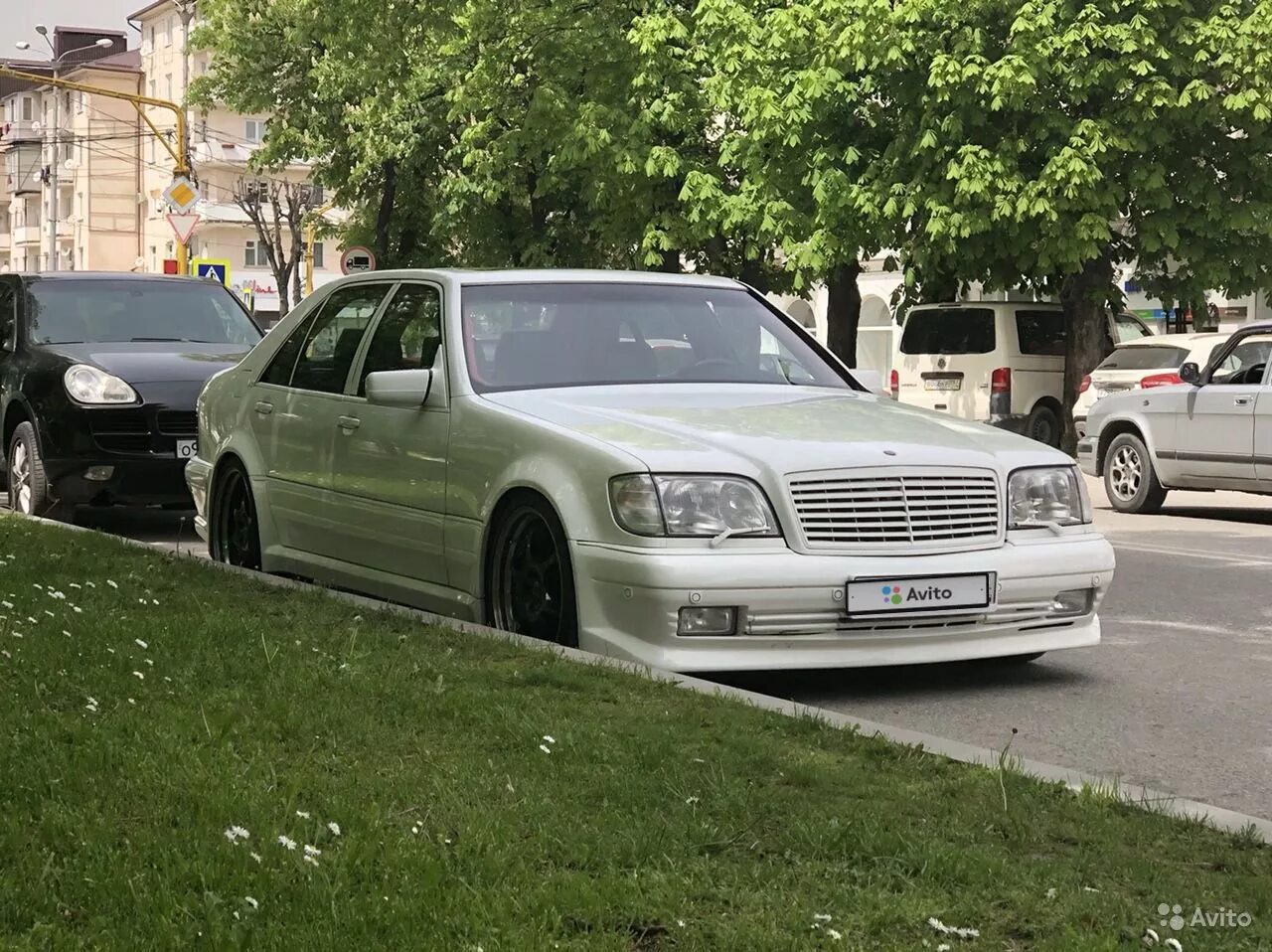 W140 brabus. Mercedes w140 s600. W140 s600. 140 Мерседес s600. 140 Мерседес s600 Брабус.