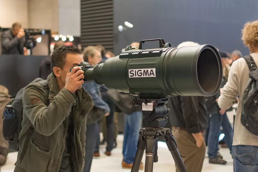 Sigma 200 syn. Sigma 200-500 mm f2.8. sigma 200-500mm f/2.8 apo ex dg. объектив sigma 200-500mm. sigma 200-500 mm f2.8 apo ex.