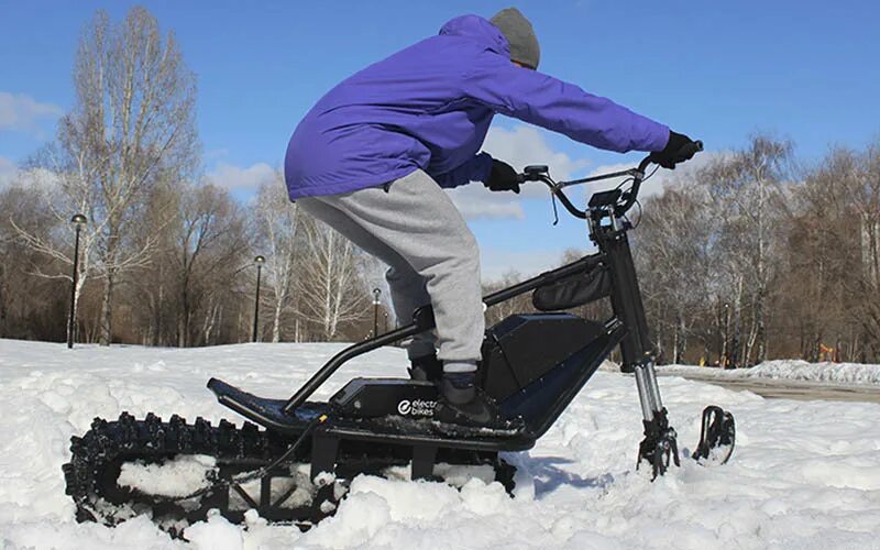 Электроснегоход сноубайк «sniejik Freeride». Lifan сноубайк. Электро сноубайк 2.0. Электроснегокат SNOWSCOOTER 1000w. Снегоход самокат