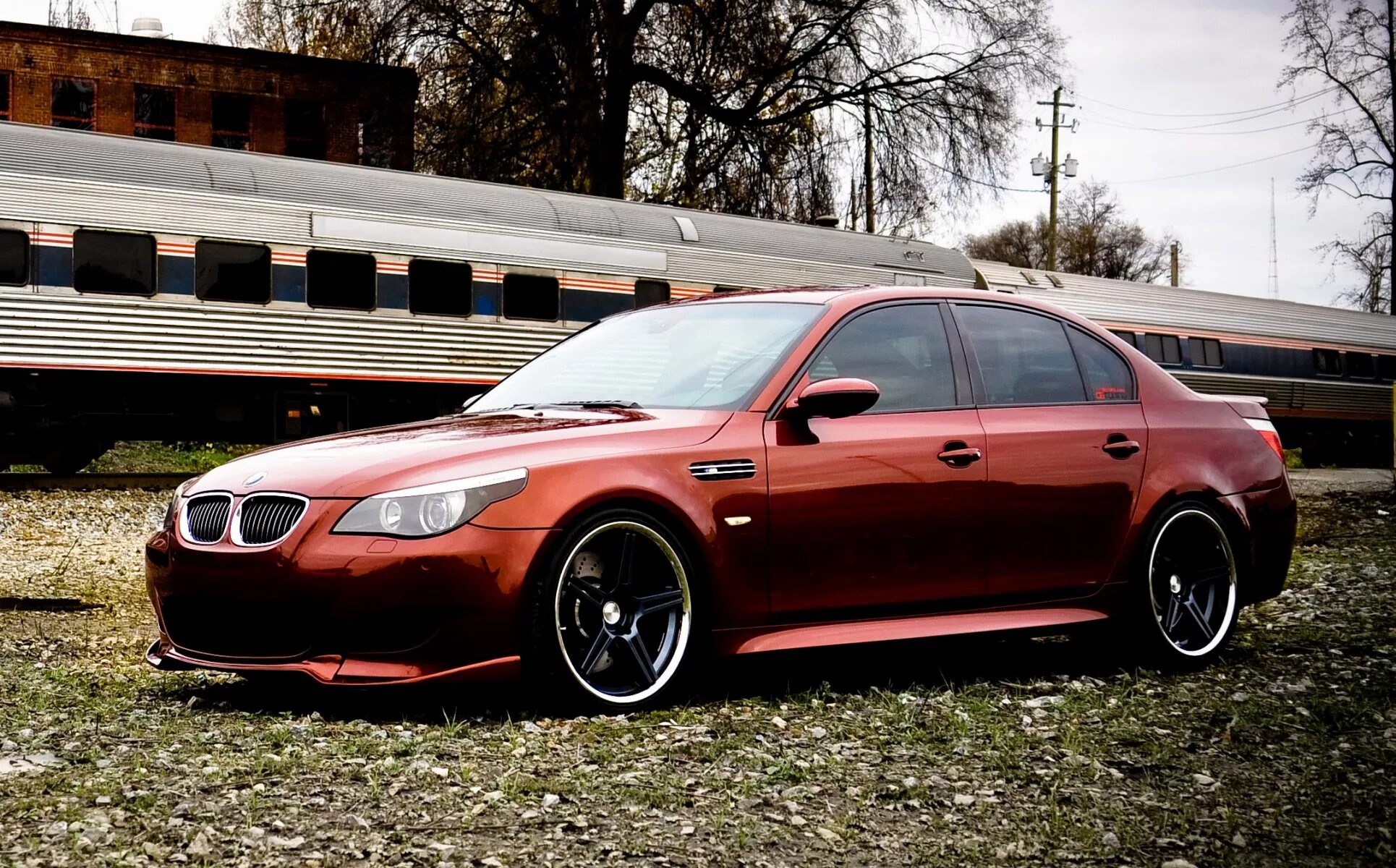 Звук е60. BMW m5 e60. БМВ е60 м. BMW m5 e60 m. БМВ 5 е60.