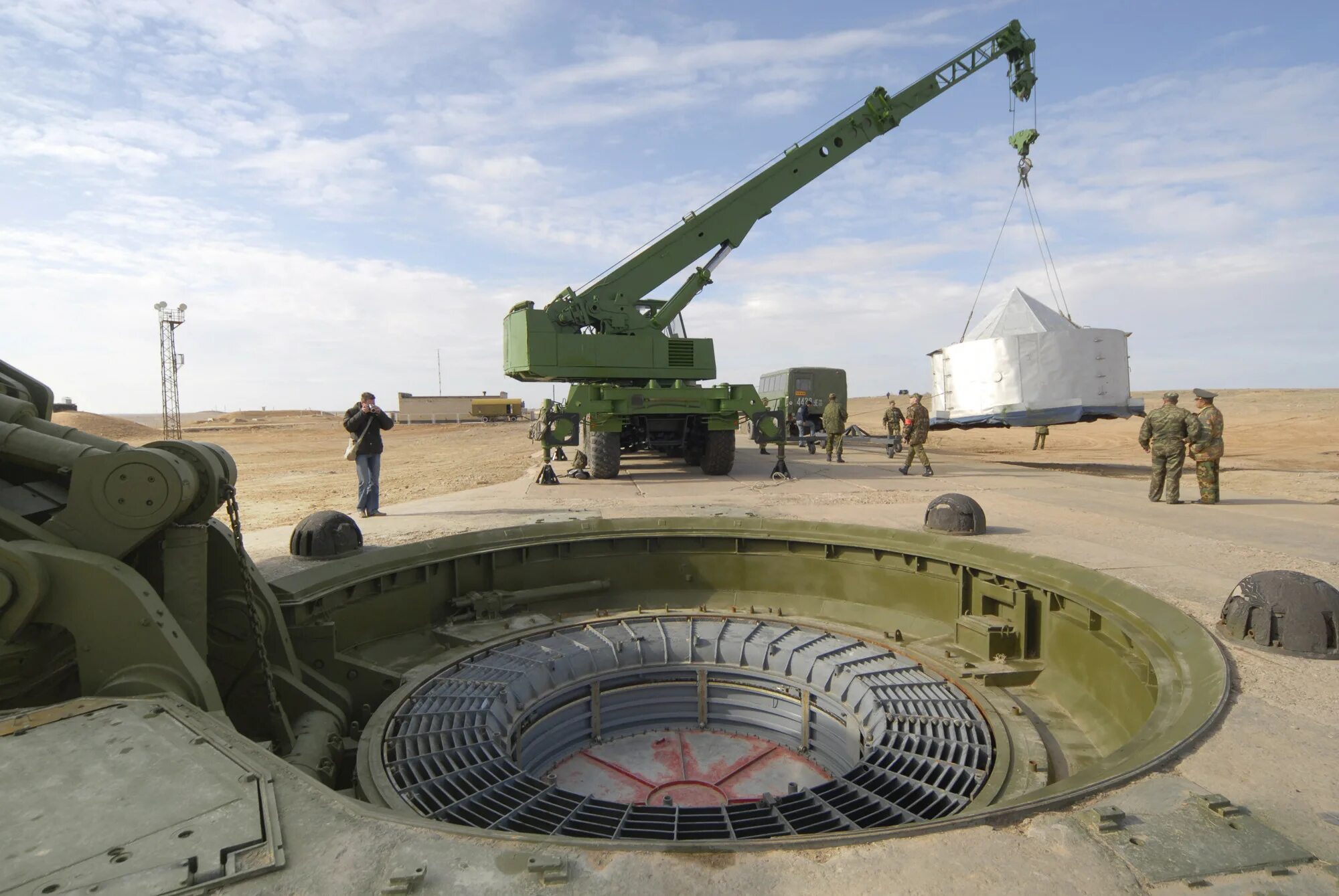 Сармат ракетный комплекс шахтного базирования. Ур-100н УТТХ (шахтного базирования). МБР «Сармат» РС-28. РС-18 стилет. Строительство военного объекта