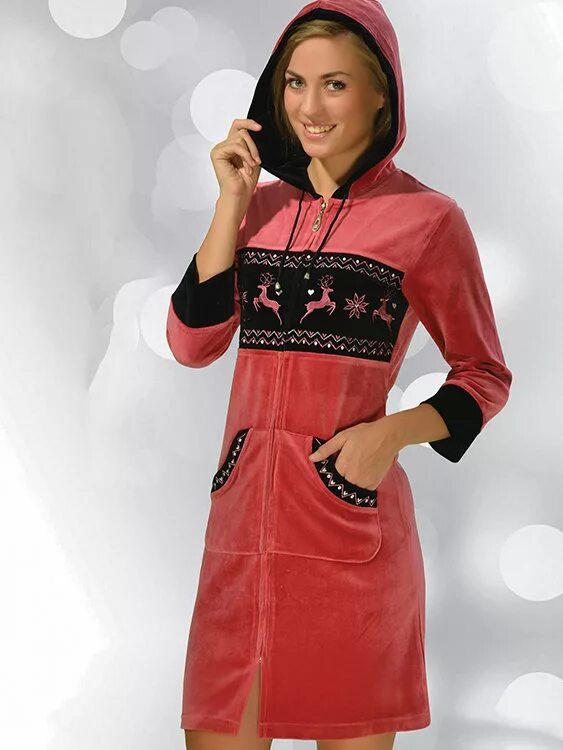 Турецкие велюровые халаты. Велюровый халат. Халат женский велюровый узбекский. Халат со штанами велюровый.