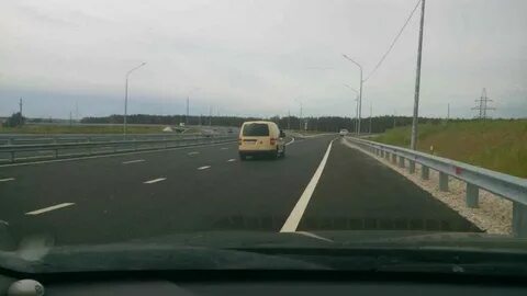 На машине дорога калуга