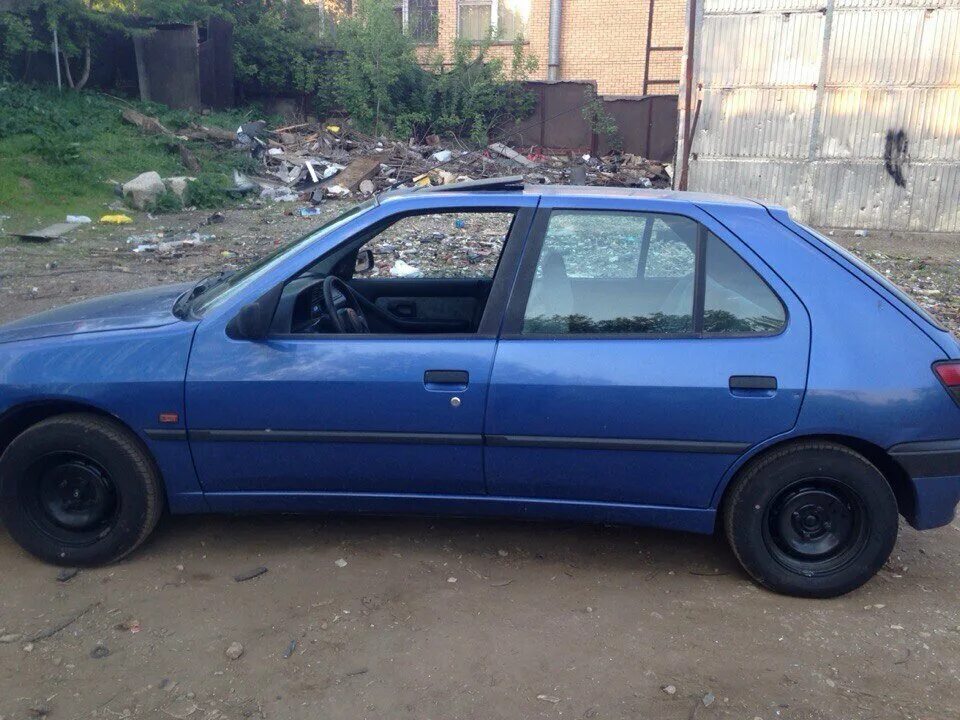 Peugeot 406 1995. пежо 1995 сбоку. пежо 605 1995 г. Peugeot 106 1999. Peugeot 406 седан 1999-2004.