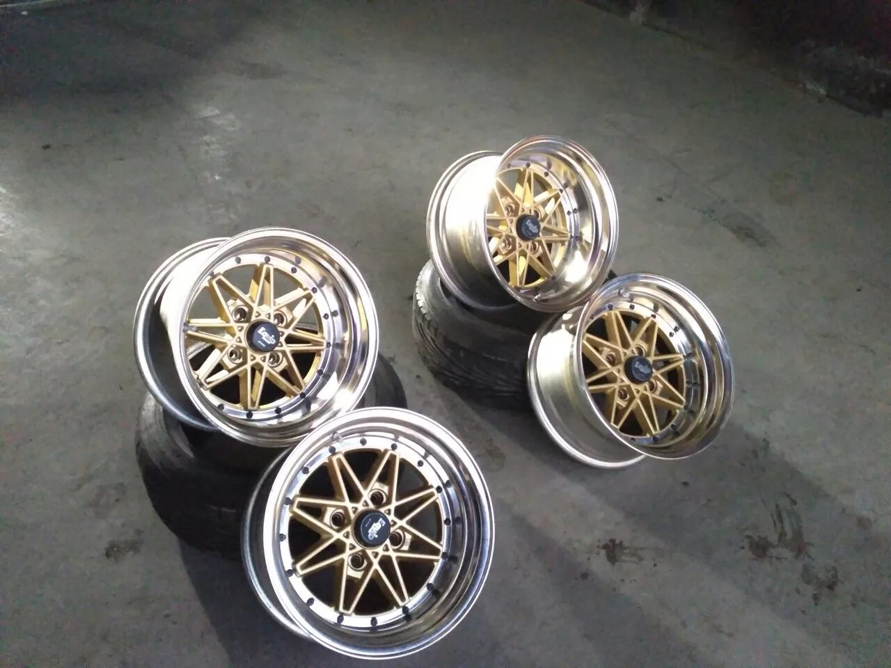 Advan a3a r13. G corporation estatus r16.