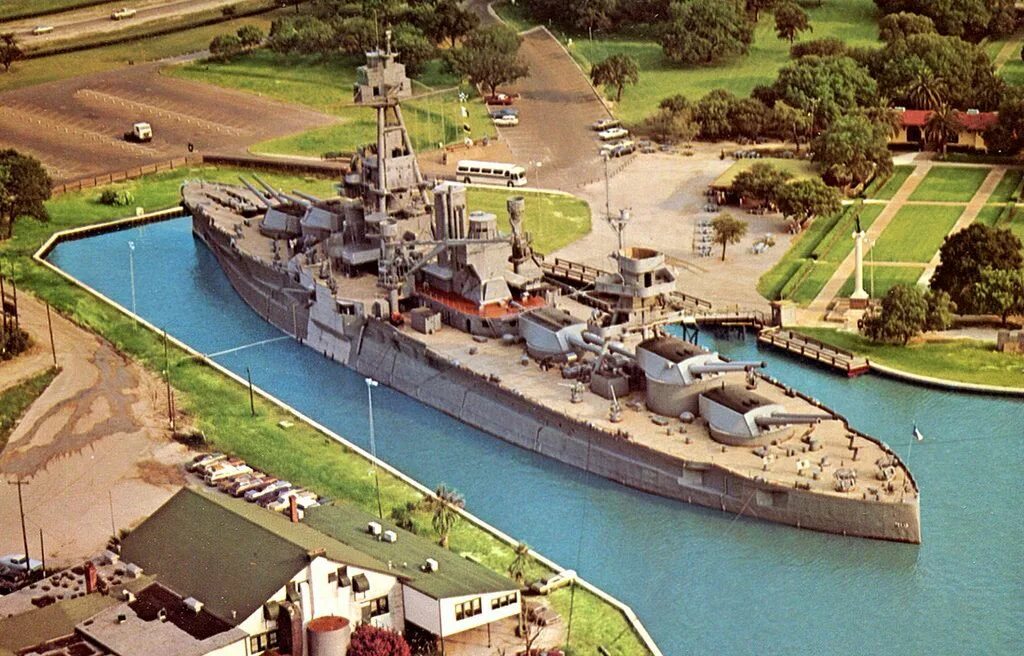 Uss texas bb-35. Линкор техас. Линкор техас. Линкор техас. Линкор техас.