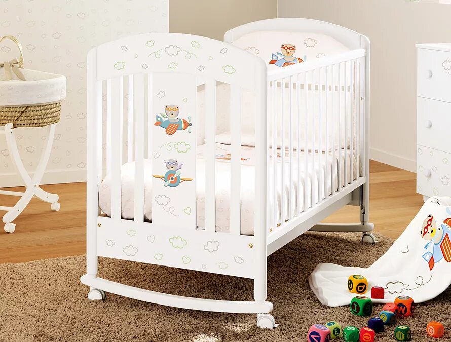 Детская кроватка pali с маятником. Детская кроватка pali италия. Pali standard 05/1 детская кроватка. P o l i. P o l i.