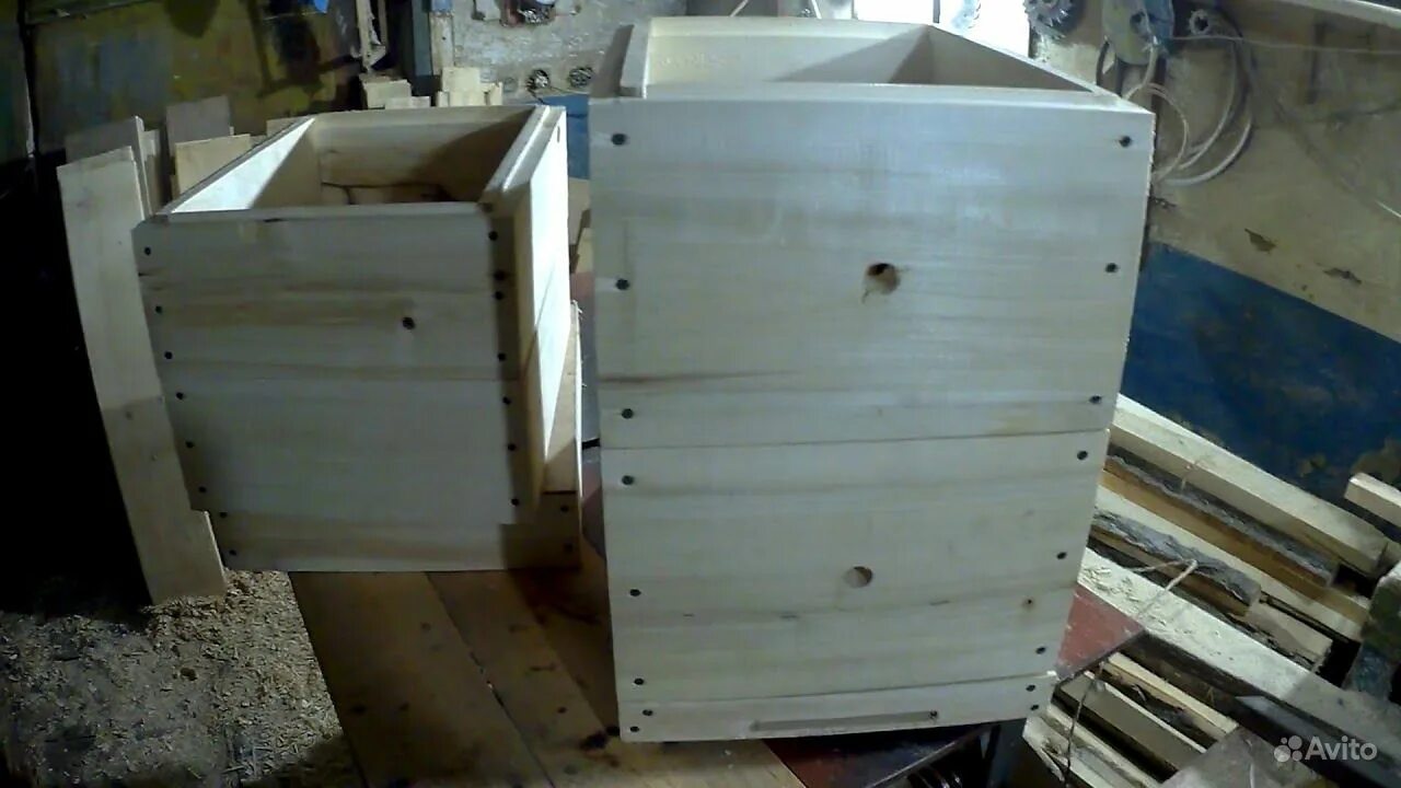 8 рамочный рогатый улей на 145. Пасека ульи из ппс. Рогатый улей удав. Улей паливоды. Рогатый улей дадан 8 рамок.