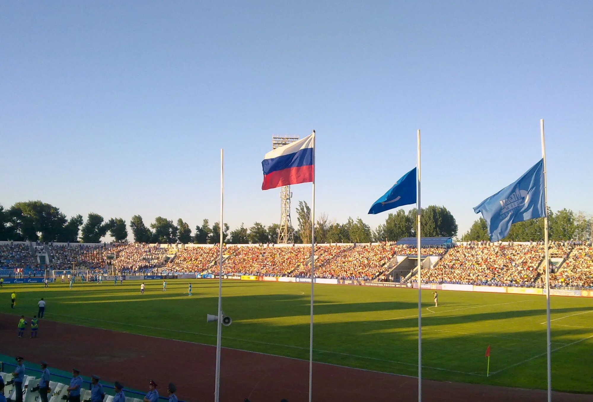 Стадион волгарь. Стадион Волгарь Астрахань. Центральный стадион Астрахань. ФК Астрахань стадион. Астрахань малая Арена стадиона Центральный.