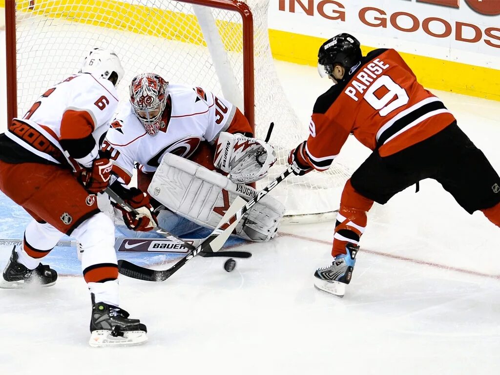 Нью-джерси девилз игроки. New carolina. Нью-джерси девилз матчи. Нью джерси нхл 94. New carolina.