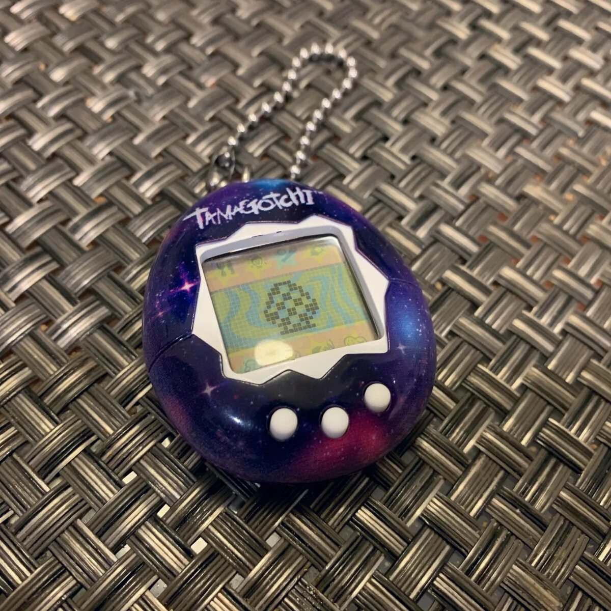 Тамагочи 2. Bandai Tamagotchi 90s. Тамагочи Bandai Tamagotchi. Тамагочи 2 в 1.