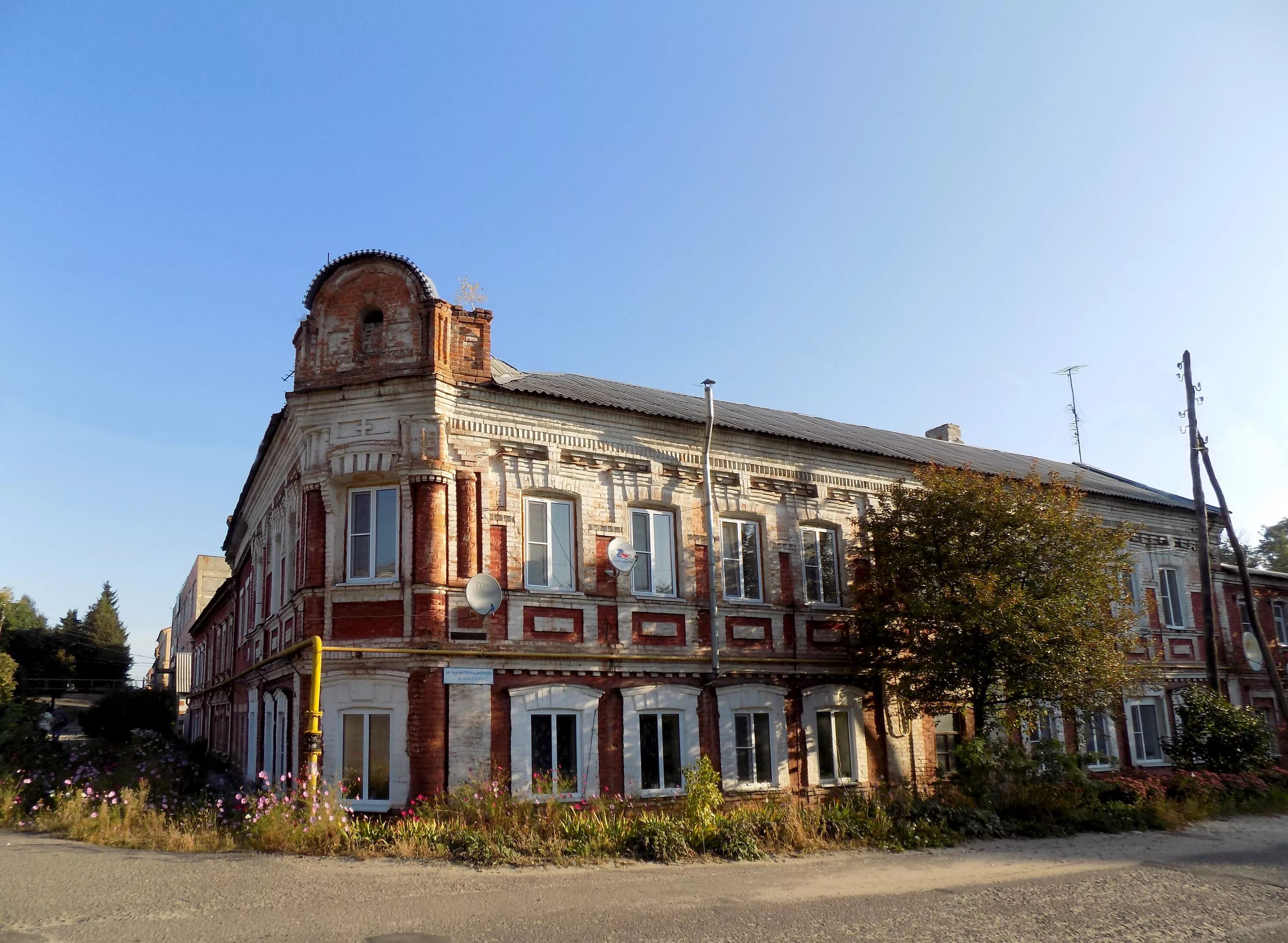 В рыльске завтра. Рыльск. Город Рыльск Курская область. Советская площадь город Рыльск. Дом купца Филимонова Рыльск.