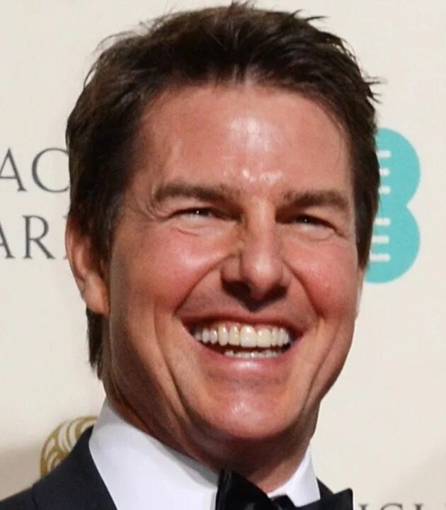 Операции тома круза. Том Круз ботокс. Том Круз ботокс 2021. Tom Cruise face. Том Круз пластика.