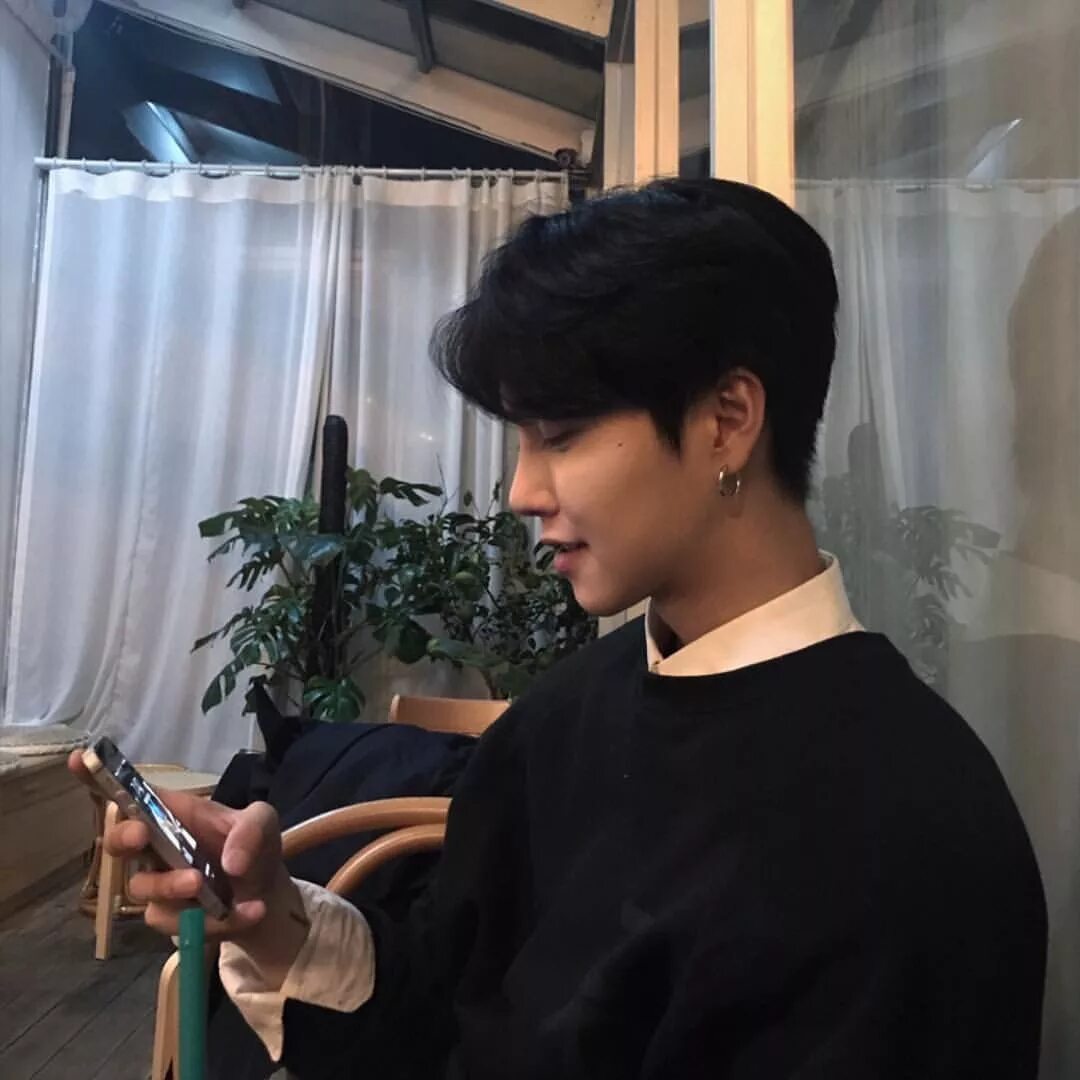 Улзанг кореан бойз. Корея парни эстетика. Корейские парни ульзанг. Korean ulzzang boys эстетика. Эстетик кореец.