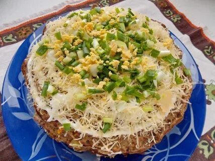 Салат с печенью и блинчиками