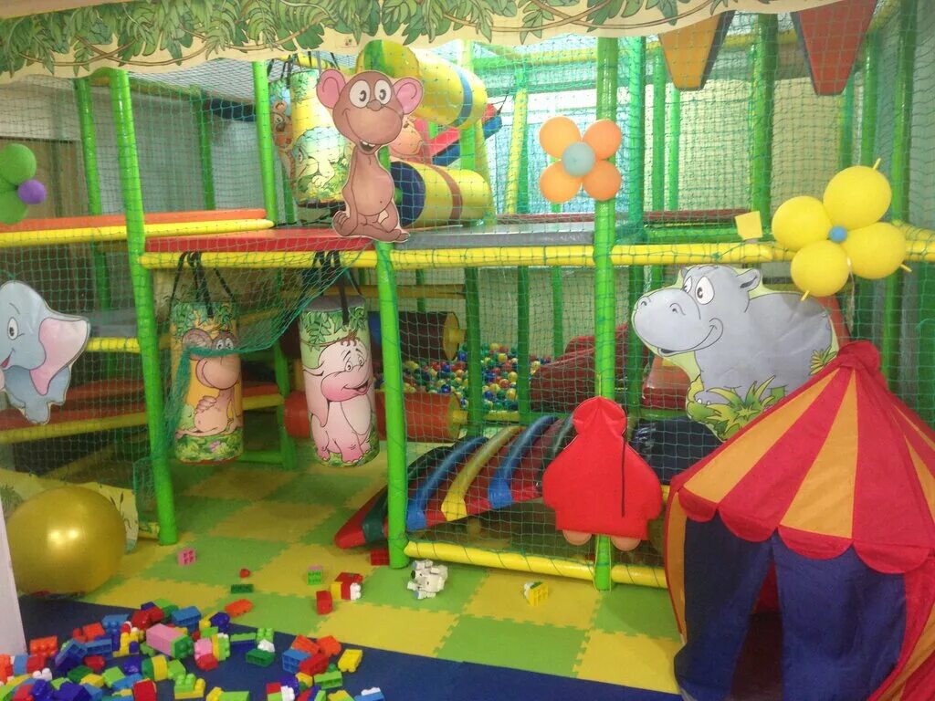 игровая сочи. игровая площадка в армаде. карусель детский центр. детская игровая сочи. детская игровая сочи.