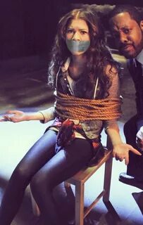 Slideshow zendaya bdsm.