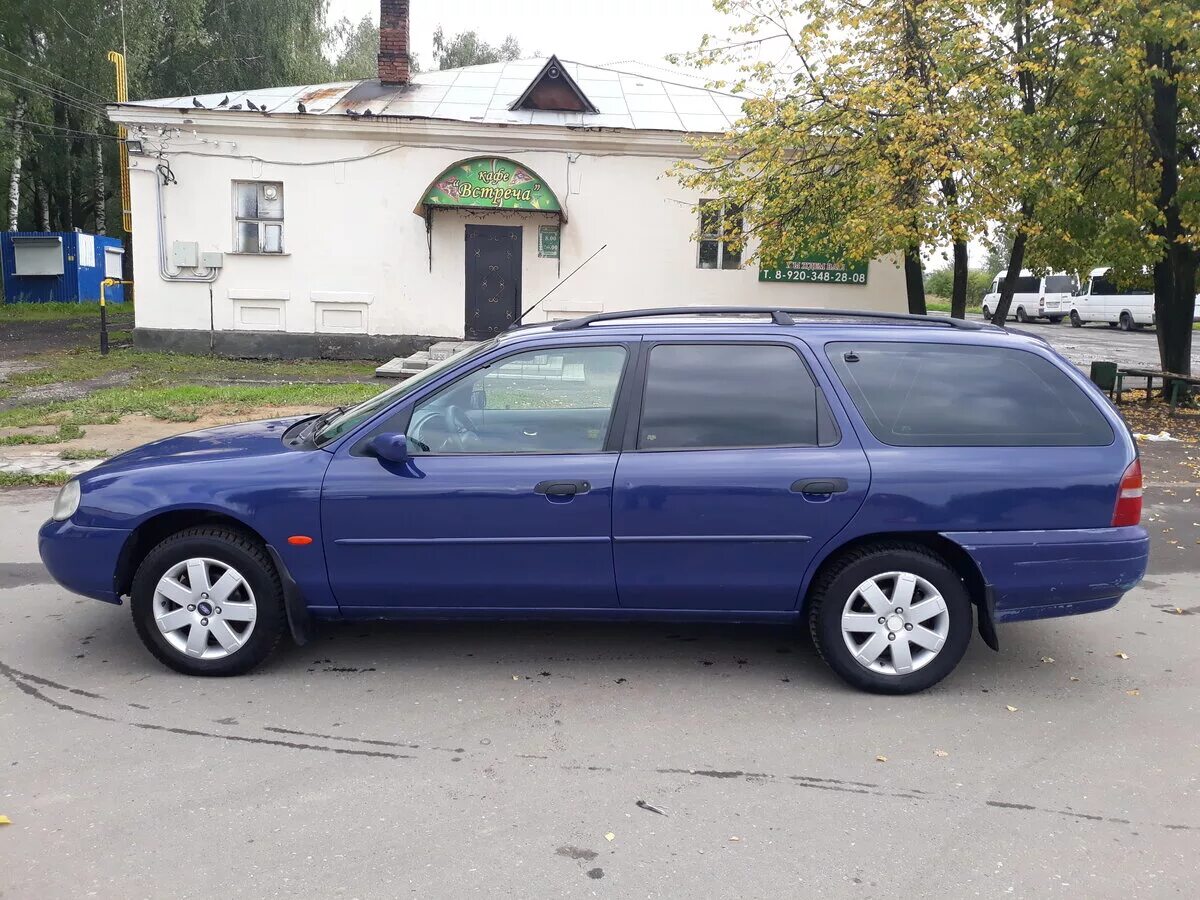 Ford Mondeo универсал синий. Форд Мондео 2 универсал. Форд Мондео 2 универсал темно синий. Форд Мондео 1999 универсал. Купить форд мондео 1 универсал