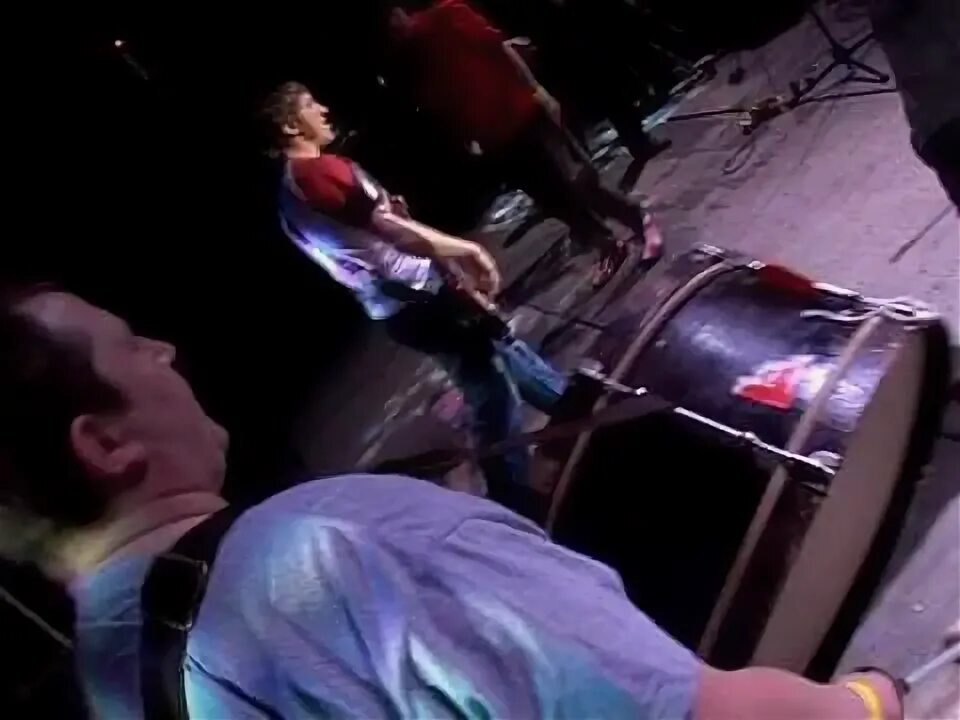 Когда нет денег нет любви ленинград. Ленинград жив концерт 2006. когда нет денег ленинград. ленинград money клип.