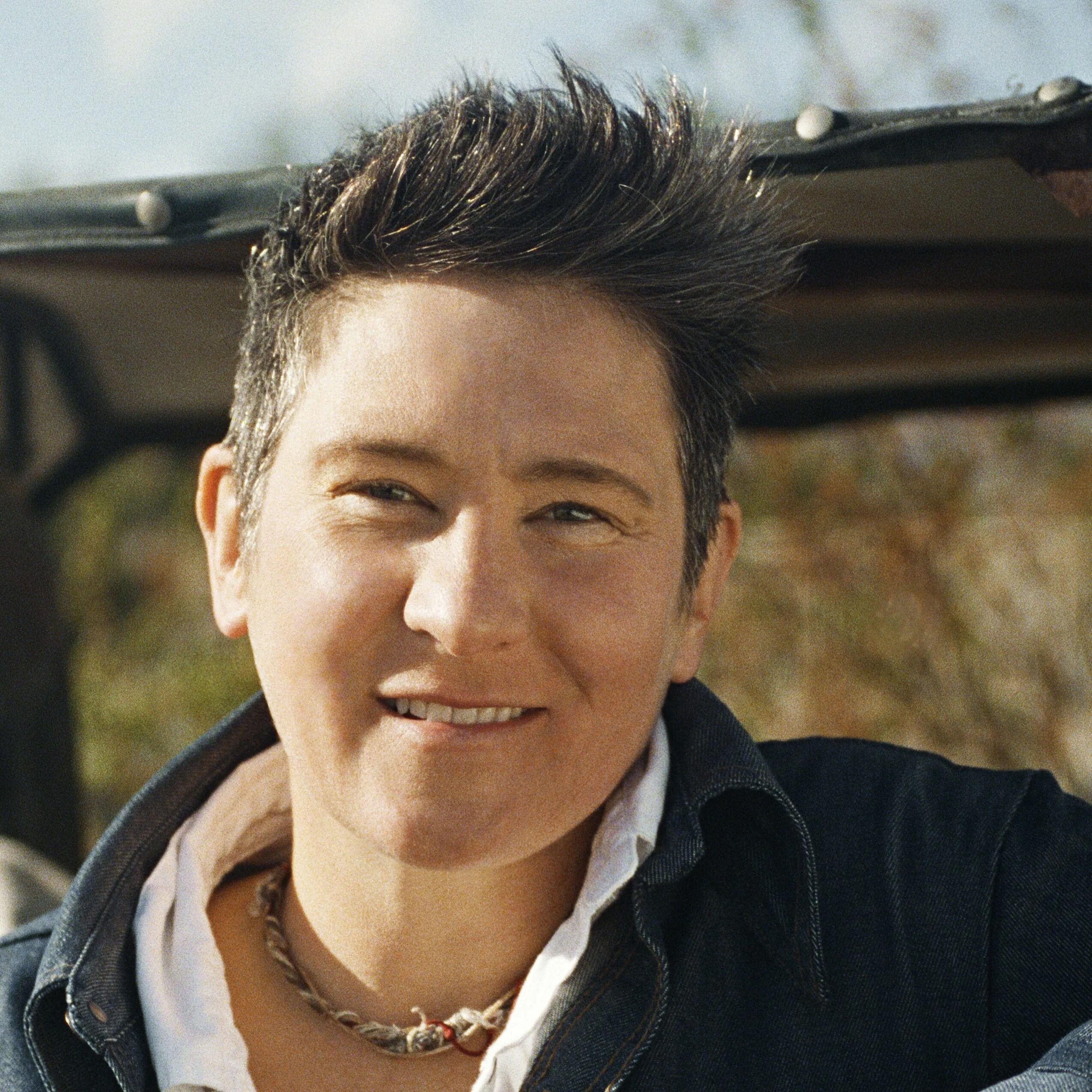 K d lang. Кэтрин дон ланг. drag кэтрин дон ланг. кей ди ланг певица. k.d. lang в молодости.