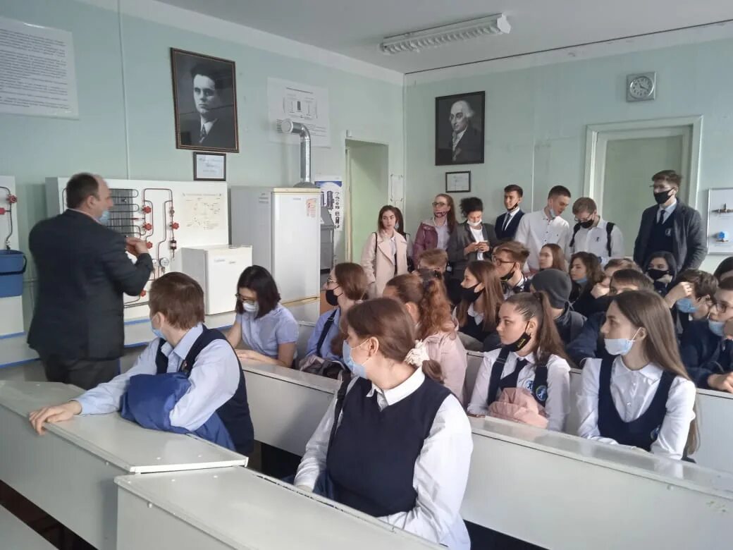 Факультет авиастроения. Дгту 10 корпус авиастроение. Гимназия дгту. Дгту авиастроение. Константин рыбальченко дгту кафедра авиастроения.