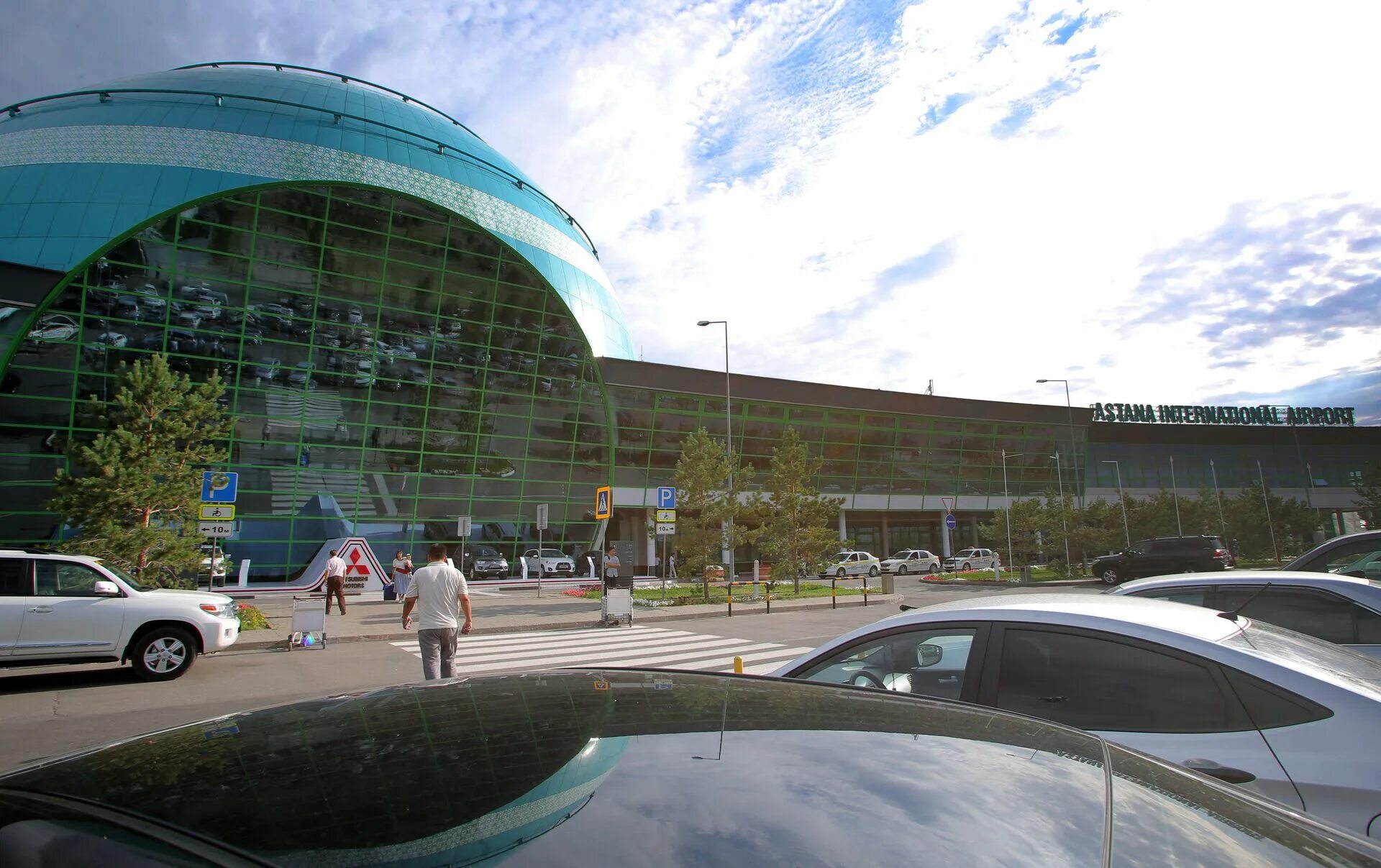 Астана аэропорт цены. Международный аэропорт Нурсултан Назарбаев. Астана аэропорт внутри. Аэропорт Астана фото. Астана аэропорт фото 2022.