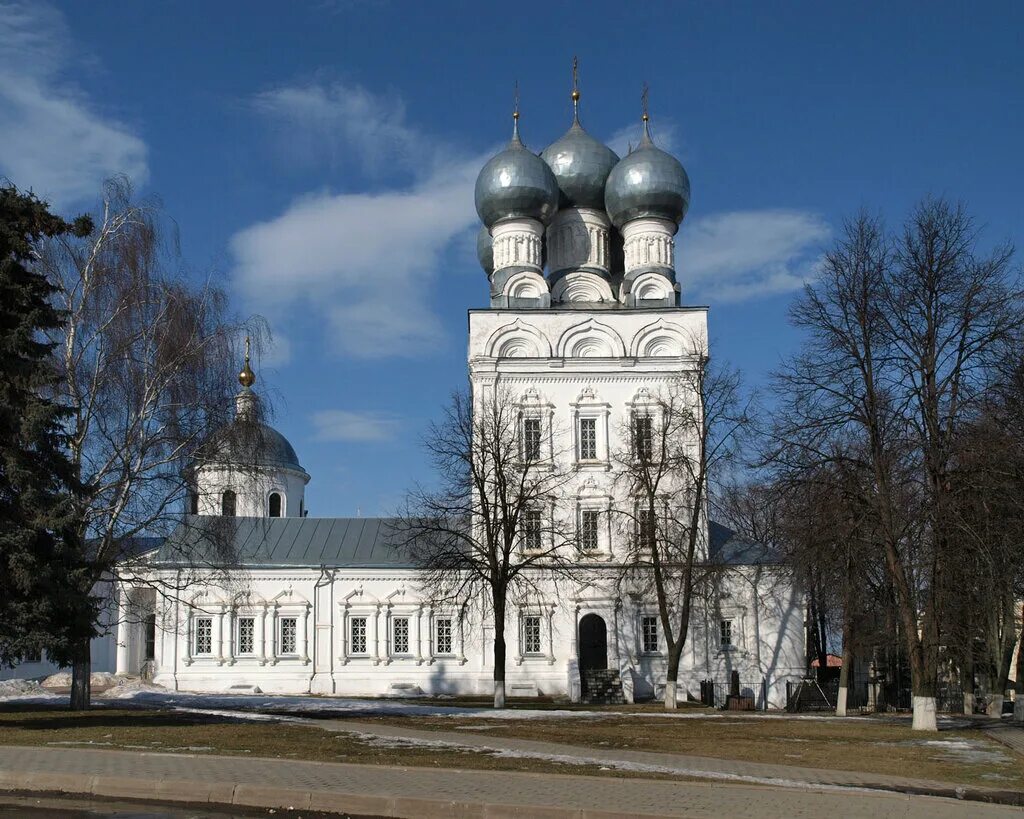 Бронницы михаила архангела бронницы. Храм архангела михаила в бронницах. Собор михаила архангела (бронницы). Храм архангела михаила в бронницах. Бронницы михаила архангела бронницы.