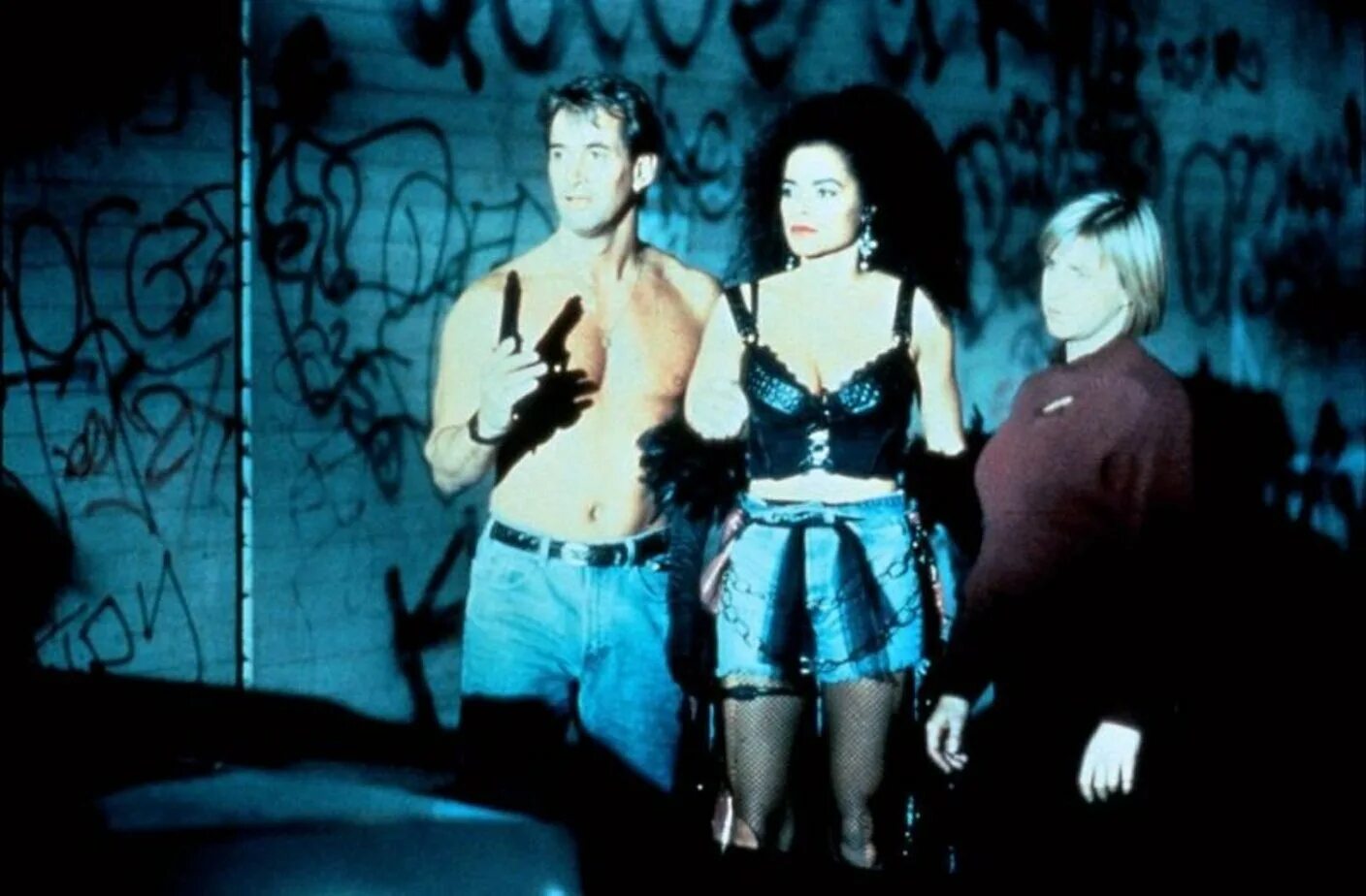 Честь и ярость 2 враждебный захват. Честь и ярость 2 враждебный захват. Честь и ярость 2 враждебный захват. Синтия ротрок и ричард нортон. Честь и ярость 2 враждебный захват.