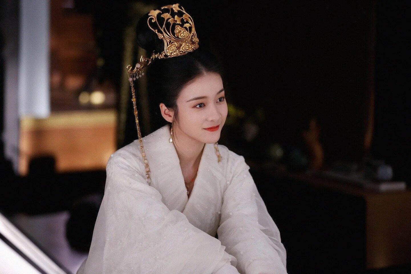 Дорама принцесса уважай себя. Чжан Сюэин принцесса. Чжан Сюэ ин в дораме серебряная принцесса. Серебряная принцесса Чжао Юнь.