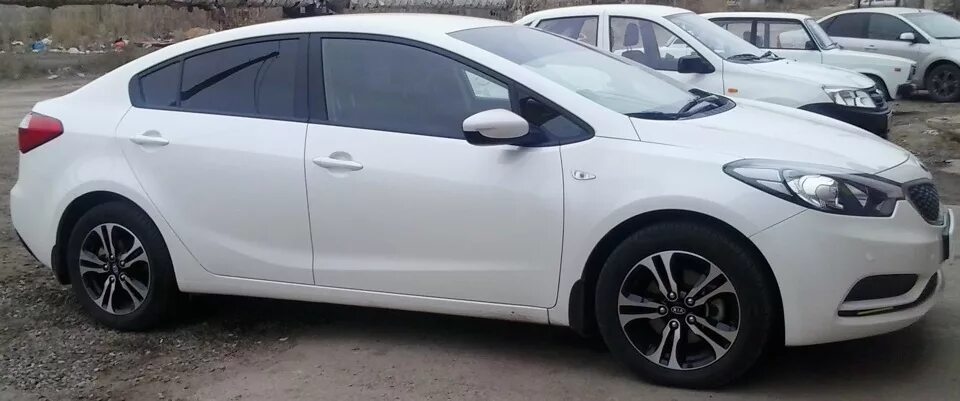 Литьё на Киа Церато 3. Диски r16 Kia Cerato 3. Диски Киа Церато 3 16. Kia Cerato 3 литье. Купить диски на киа церато