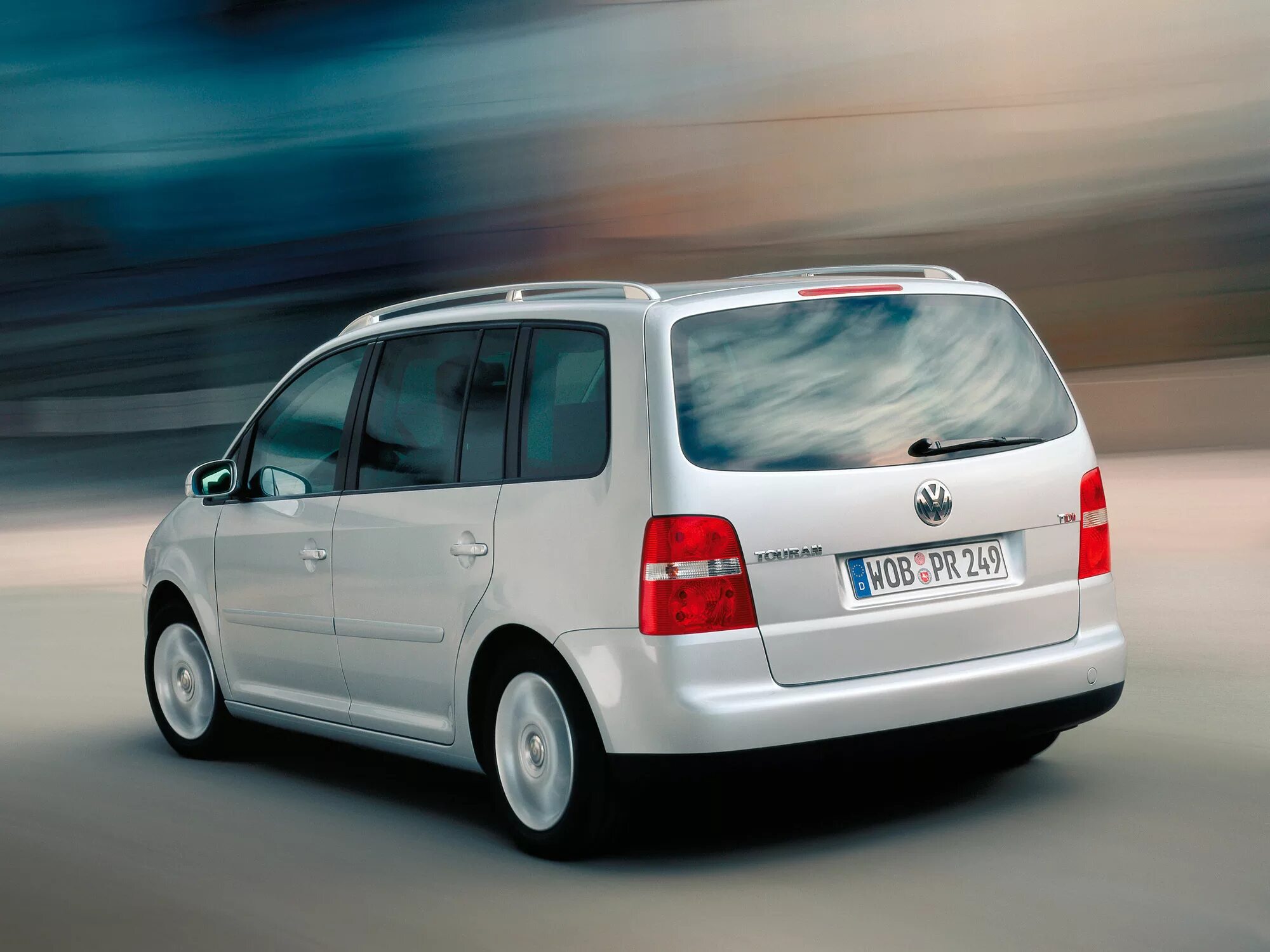 Туран 1 поколения. Volkswagen touran 1 поколение. Volkswagen touran 1 поколение. Туран 1 поколения. Фольксваген туран 1.