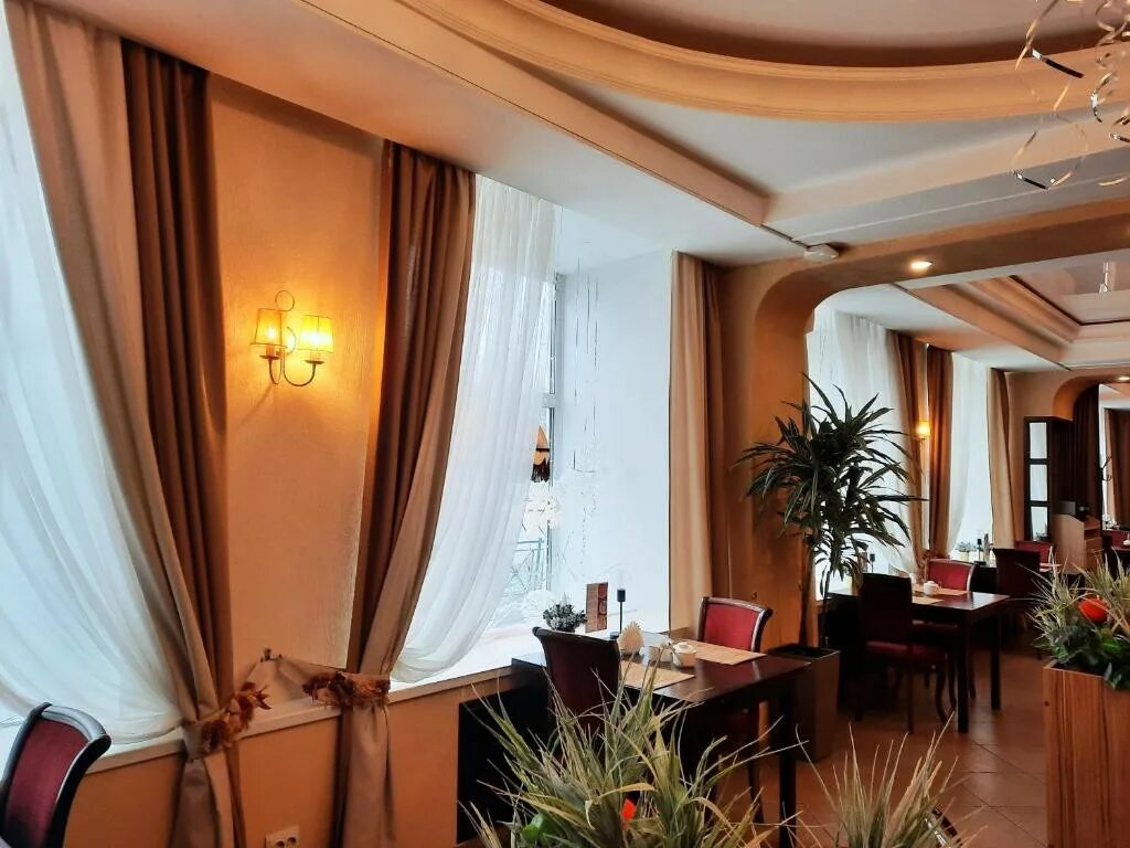 Афины вологда ресторан. Гостиница вологда ресторан. Вологда гостиница спасская улица октябрьская. Гостиница вологда в вологде. Гостиница вологда ресторан.