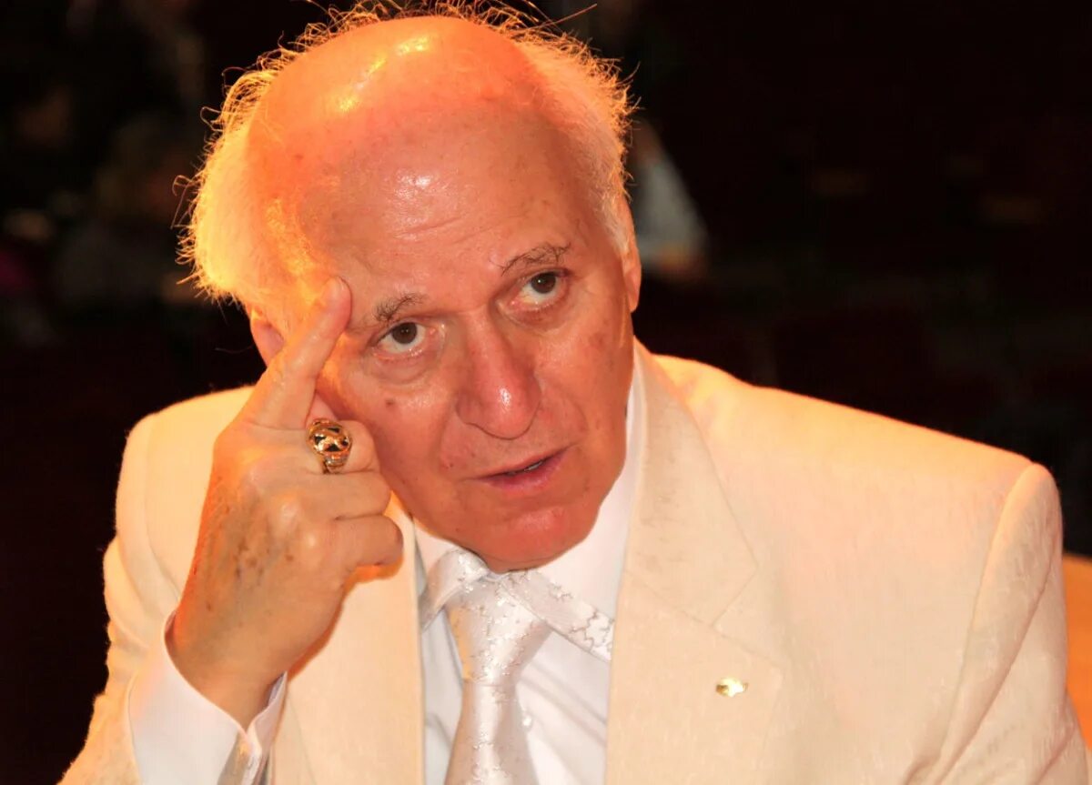 Шалва александрович амонашвили (1931). Шалва александрович. Амонашвили шалва александрович педагог. Ш. Амонашвили портрет.